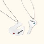 Lot de 2 Colliers Couple Personnalisés avec Nom Gravé Bijoux en Argent Sterling Forme Coeur Clé Cadeau de Saint-Valentin pour Couple
