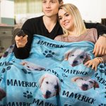 Couverture en Flanelle Personnalisée avec Photo et Nom Cadeau d'Anniversaire Saint-Valentin pour Amoureux des Animaux de Compagnie