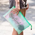 Sac Personnalisé avec Fleur de Naissance et Nom Accessoire de Plage Piscine Imperméable Cadeau Fête Soirée pour Fille