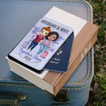 Mapa personalizado en color sólido Marido y mujer juntos desde hace años Funda de pasaporte Regalo de San Valentín para pareja amigo