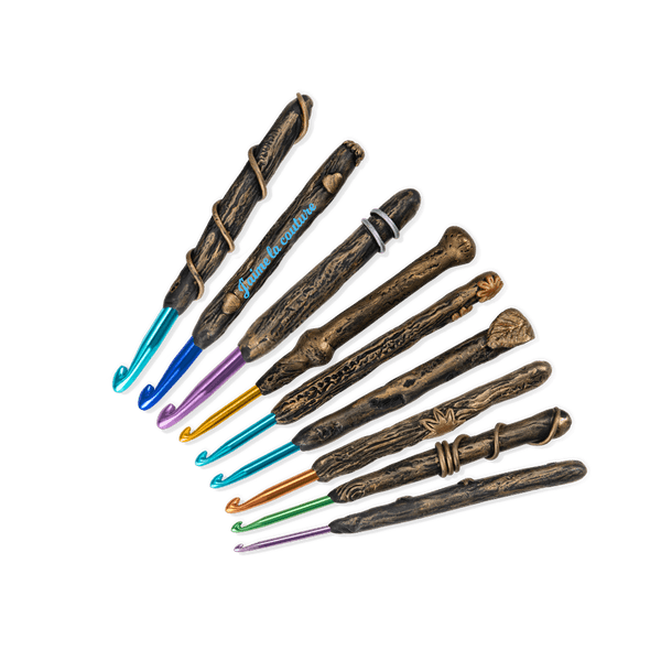 Crochet de Couture Style Baguette Magique Outils de Couture Personnalisés avec Texte Accessoires Cadeau pour Amateur de Couture et d'Art