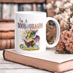 Tazza in ceramica personalizzata I Am A Book Dragon con nome 11oz/15oz Cartoon Coffee Cup Regalo di compleanno per gli amanti dei lettori Dragon
