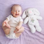 Lait en peluche personnalisé Mon premier lapin de Pâques avec nom et année Cadeau de Pâques pour enfant