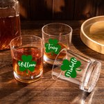 Verre à whisky 10oz personnalisé avec nom Anniversaire St. Patrick's Day Cadeau pour hommes femmes
