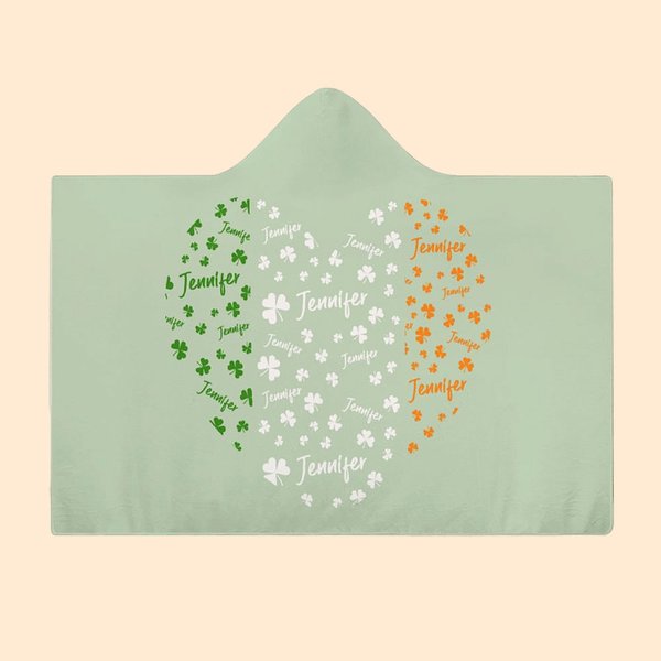 Couverture à Capuche Personnalisée avec Nom en Forme de Coeur de Trèfle Thème Irlandais Accessoire de Voyage Cadeau d'Anniversaire pour Maison Famille
