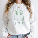 Gepersonaliseerd Bunny Oren Tanden Patroon Sweatshirt Hoodie T-Shirt met Naam Paasgeschenk voor tandarts