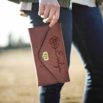 Porte-Billet en Cuir Personnalisé avec Fleur de Naissance et Nom Portefeuille de Style Rétro Cadeau Anniversaire Fête des Mères pour Femme