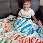 Couverture Personnalisée en Flanelle avec Nom de Famille Nuage de Mots Conception Artistique Couverture