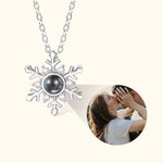 Gepersonaliseerde sneeuwvlok projectie ketting met foto en ik hou van je in 100 talen Verjaardag Valentijnsdag cadeau voor haar
