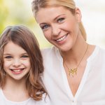 Personalisierte Rose Birthstone Halskette mit Namen Blatt Charme Familie Zirkon Schmuck Jahrestag Geburtstag Geschenk für sie