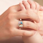 Bague Personnalisée avec 1-9 Pierres de Naissance Carées et Noms Gravés Bijoux d'Argent pour Famille Couple Cadeau Anniversaire Fête