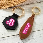 Clip en Cuir Personnalisé avec Nom de Style Poupée Rose Pince de Chapeau Accessoire de Voyage Cadeau pour Femme