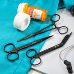 Personalized Medical Grade Stainless Steel Bandage Scissor Hemostat Suture Scissor Set Graduation Gift for Nurse Medical Staff Veterinarian RN