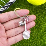 Llavero Personalizado Raqueta y Pelota de Tenis con Inicial Regalo de Cumpleaños para Amante de los Jugadores de Tenis