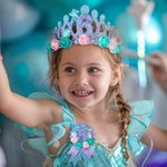 Personalisierte schöne handgemachte Glitter Meerjungfrau Krone Abzeichen Wand mit Alter Geburtstag Geschenk für Mädchen