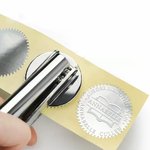 Personalisierter Name Prägestempel mit AUS DER BIBLIOTHEK VON EX LIBRIS Buchpräger Weihnachten Geburtstag Geschenk für Buchliebhaber Buchclub