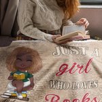 Henkilökohtainen Vain tyttö, joka rakastaa kirjoja Pehmeä peitto Kodin sisustus Syntymäpäivä Lukeminen lahja kirjan ystävälle