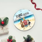 Gepersonaliseerde hond moeder of hond vader ronde acryl opknoping ornament met zee landschap achtergrond kerst verjaardag Gift voor hondenliefhebber