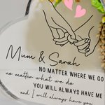 Placa acrílica personalizada Mamá e hija cogidas de la mano con texto Día de la Madre Cumpleaños Regalo para mamá