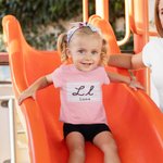 Personalisierte Handschrift Praxis Blattmuster 100% Baumwolle Kind T-Shirt mit Namen und Alphabet Buchstaben zurück zu Schule Kindergarten Geschenk fü