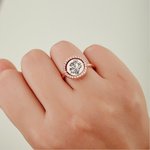 Bague Rotative Gravée Personnalisée avec 2-5 Fleurs de Naissance Anneau Anti-Stress avec Zircon Cadeau Anniversaire Fête des Mères pour Elle