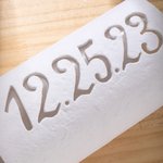 Vaso di vetro fatto a mano personalizzato in argilla con testo Data Compleanno Regalo di nozze per la coppia