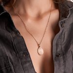 Collana personalizzata con motivo a dente inciso e testo Regalo di compleanno per dentista Studente di igiene dentale