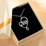 Personalized Hug and Love Heart Necklace with 1-8 Names Birthday Mother’s Day Gift for Mom Grandma