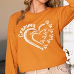 Personalized Heart Design T-shirt Sweatshirt with 1-19 Children's Names Mother's Day Birthday Gift for Mom Grandma
