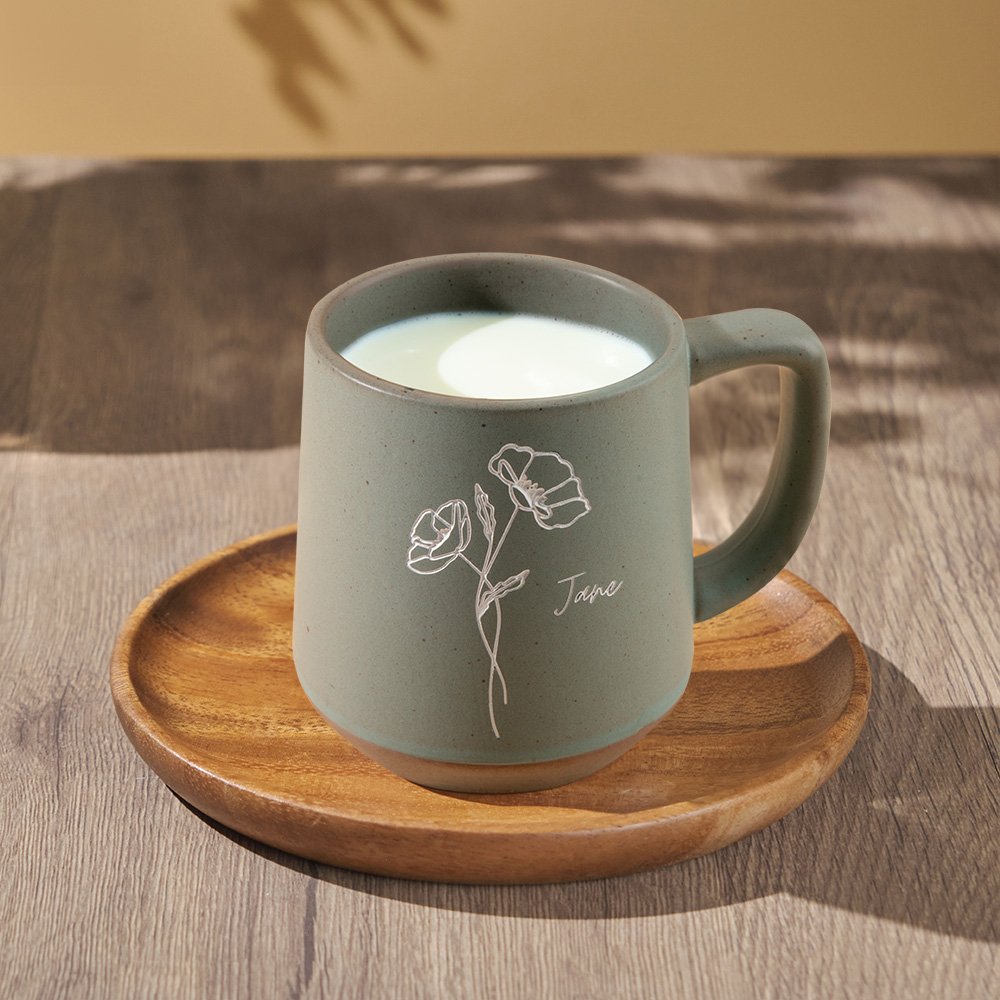 Personalsierte Tasse mit Geburtsblume und Namen 350ml