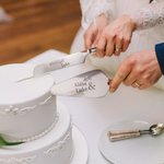 Personalised 2pcs Wedding Cake Cutting Set Engraved Knife Server with Names and Date Anniversary Bridal Party Gift for Couple