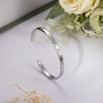 Lot de 2 Bracelets Personnalisés avec Pierre de Naissance et Texte Gravé Cadeau Fête des Mères Anniversaire pour Mère Fille