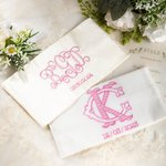 Personalizzato ricamato Monogram Lettera Bouquet di nozze avvolgere con 4 pezzi perla Pin per la sposa Wedding Flower Decor