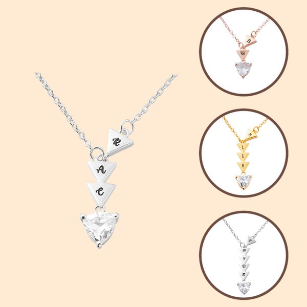 Personligt tack för att du är min Badass Tribe vänskapshalsband med 2 - 5 initialtrianglar och strass jubileums födelsedagspresent till henne