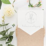 Tampon de Gaufrage Personnalisé avec Nom Fleurs de Naissance Date Cadeau Anniversaire Fête des Mères pour Femme Amoureuse de Lecture