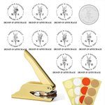 Tampon de Gaufrage Personnalisé avec Nom Fleurs de Naissance Date Cadeau Anniversaire Fête des Mères pour Femme Amoureuse de Lecture