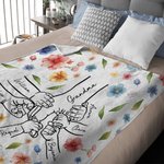 Coperta personalizzata Holding Mommy's Hand Watercolor Flower Soft Cozy Blanket con nomi Festa della mamma Regalo di compleanno per la mamma nonna
