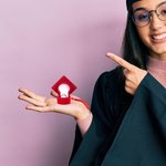 Gepersonaliseerde Class of 2025 Graduation Cap Design Ring Box met naam en tekst Afstudeergeschenk voor afgestudeerde