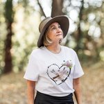 Personalized Holding Hand Heart Flower Design T-Shirt Sweatshirt with Name Mother's Day Birthday Gift for Women