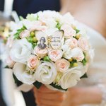 Broche Papillon en Soie Personnalisée avec Photo et Cristal Cadeau Mariage Fête pour Jeune Mariée ou Diplômée