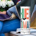 Personalisierte bunten Buchstaben Sie ist Mama 20oz Skinny Tumbler mit 1-16 Kinder Namen und Bibelvers Muttertag christliches Geschenk für Mama Oma
