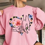 Personalized Holding Grandma Hands Floral Heart T-shirt Sweatshirt Multicolour Available Mother's Day Birthday Gift for Mom Granny