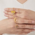 Personalisierte Geburt Blume Tierkreiszeichen Halskette mit seitlichen Namen Jahrestag Geburtstag Geschenk für sie