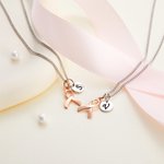 Collana personalizzata in argento sterling per la consapevolezza del cancro al seno, con nastro rosa e iniziali, regalo per la donna che combatte il cancro e sopravvive.