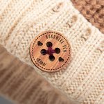 Personalisierter Hölzerner Knopf mit Herz-Ausschnitt Kleidung Etiketten Stricken Projekt Stück Geschenk für Mutter Oma Stricken Häkeln Liebhaber