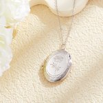 Gepersonaliseerde gegraveerde geboorte bloem zak ketting met foto en initiaal Moederdag verjaardagscadeau voor vrouwen