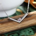 Personalisierte einfache V geformt Birthstone Halskette Muttertag Jahrestag Geburtstag Geschenk für sie