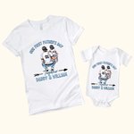 Personalisierte Daddy Holding Baby Design 100% Baumwolle T-shirt Baby Onesie passende Outfit Unser erstes Vatertag zusammen Geschenk für neue Papa Bab