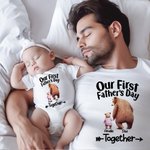 Gepersonaliseerde schattige beren Hand in Hand T-Shirt Baby Onesie met naam Onze eerste vaderdag cadeau voor papa baby