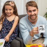 Personlig Fist Bump Daddy Team 11oz keramikmugg med titel och 1-16 namn Fars dag Födelsedagspresent till pappa farfar